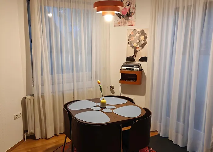 Retro Retreat! Reset-recharge-rewind Appartement
